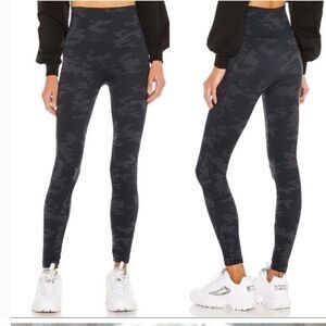 SPANX Camo High Waist Leggings Size XL
